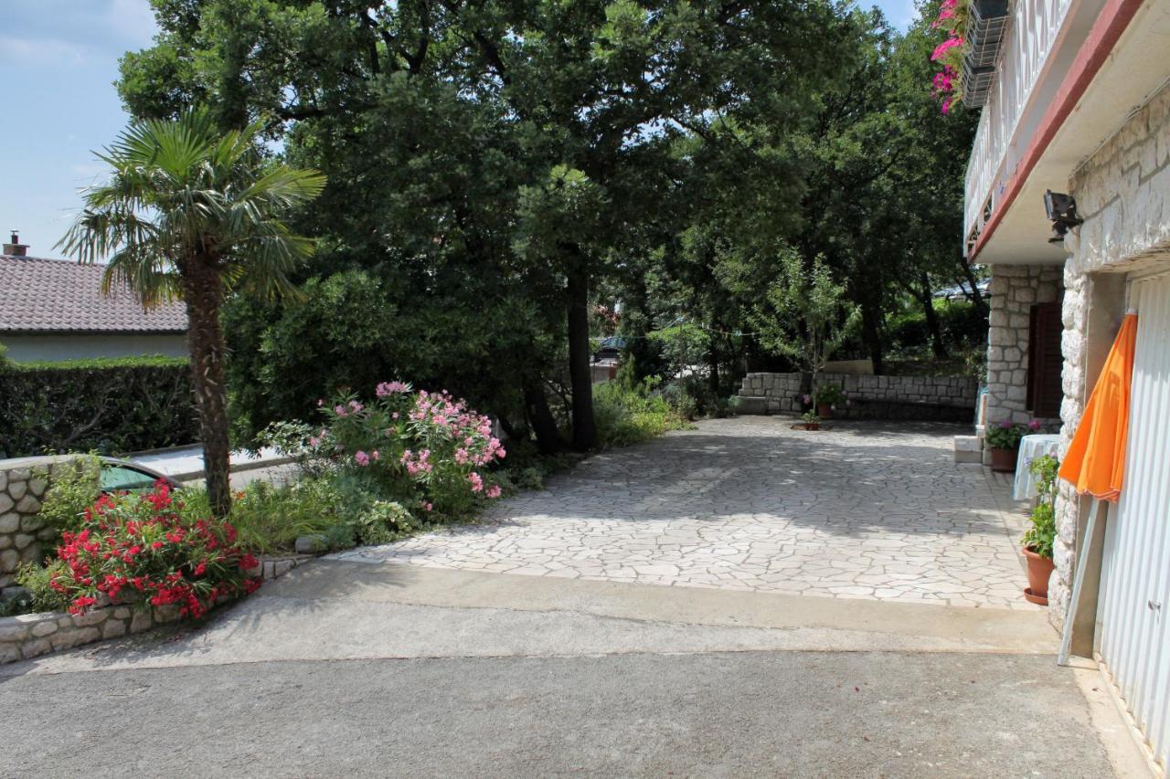 Apartments With A Parking Space Novi Vinodolski - 2423 Екстериор снимка