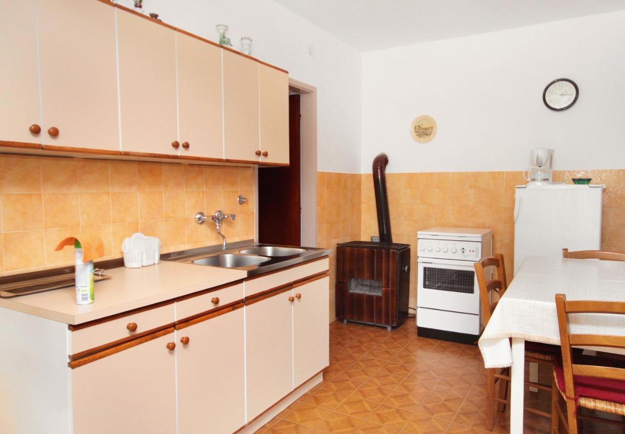 Apartments With A Parking Space Novi Vinodolski - 2423 Екстериор снимка