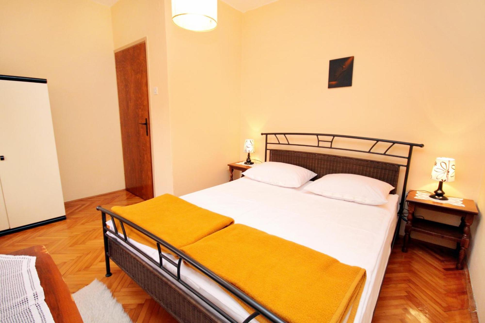 Apartments With A Parking Space Novi Vinodolski - 2423 Екстериор снимка